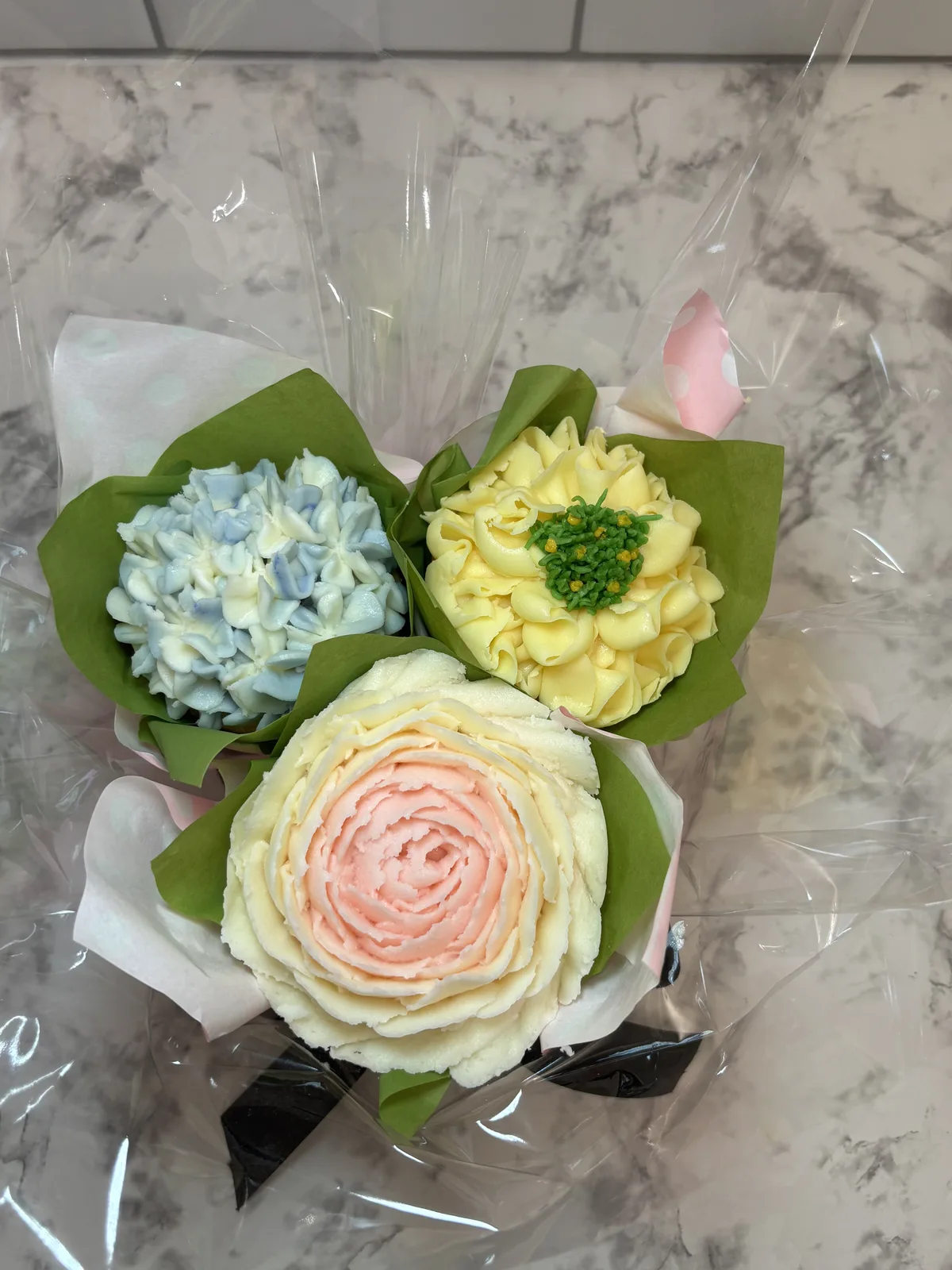 I Am Cookie & Sugar Co. blooming cupcake gallery photo