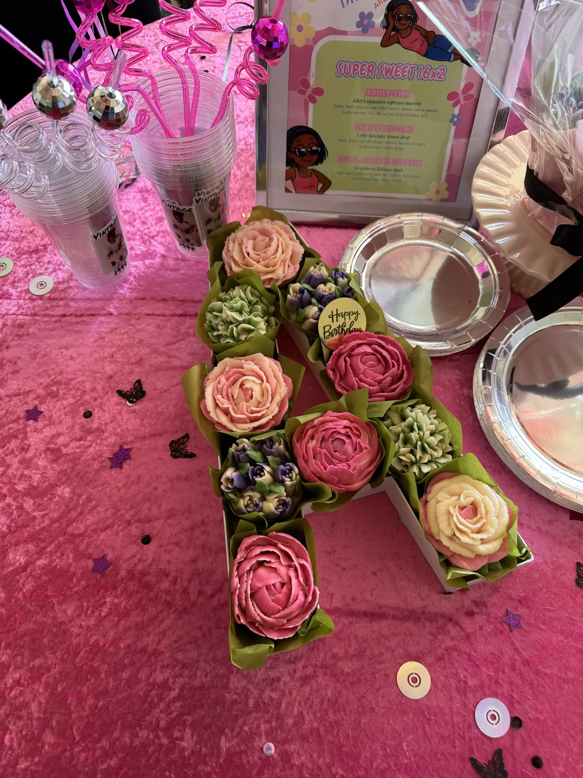I Am Cookie & Sugar Co. blooming cupcake gallery photo