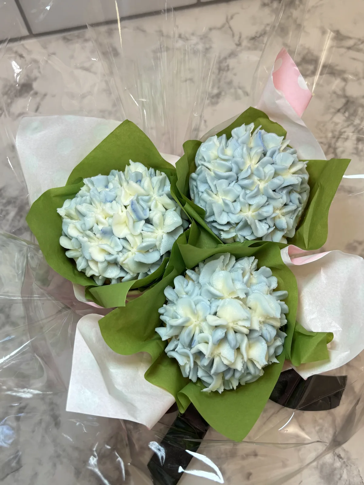 I Am Cookie & Sugar Co. blooming cupcake gallery photo